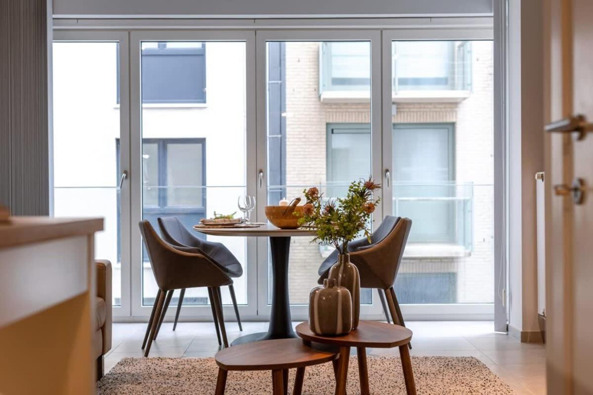 Huswell - Comfortable 2 Bedroom Apartment With Sea-View Knokke-Heist Buitenkant foto